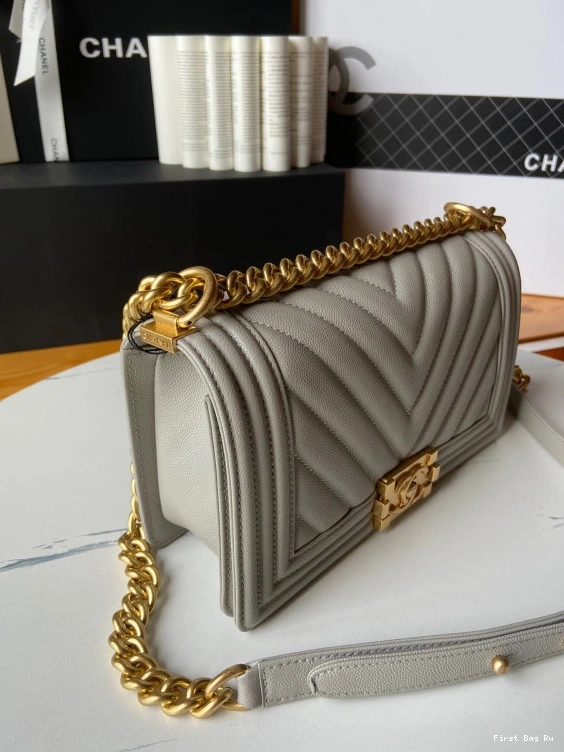 First Bag Ru 20CM BAG CHANEL 25CM BOY 0808
